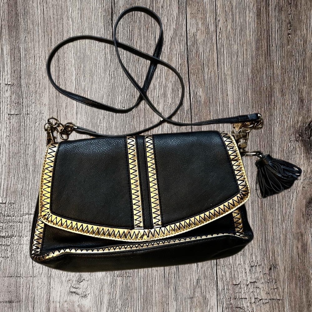 Jessica Simpson crossbody/clutch